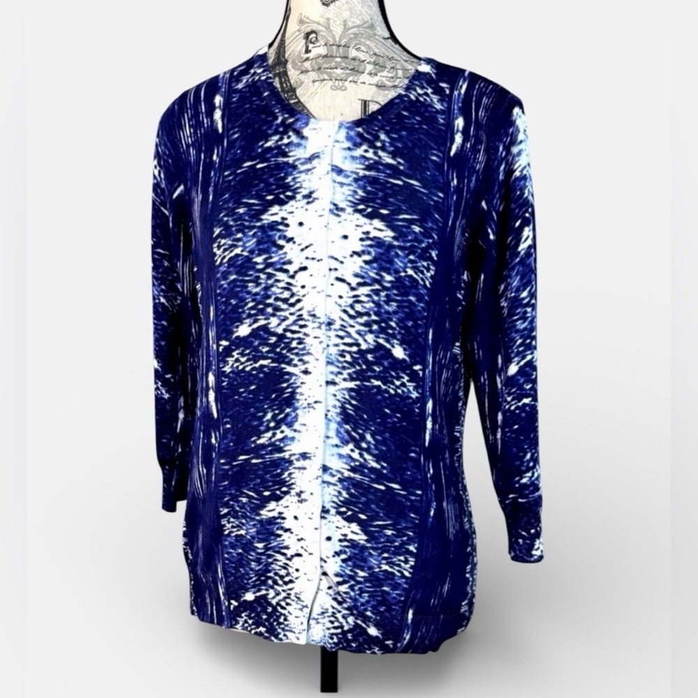 Joseph A. Cardigan Button Down Sweater mesmerizing blue and white pattern size M